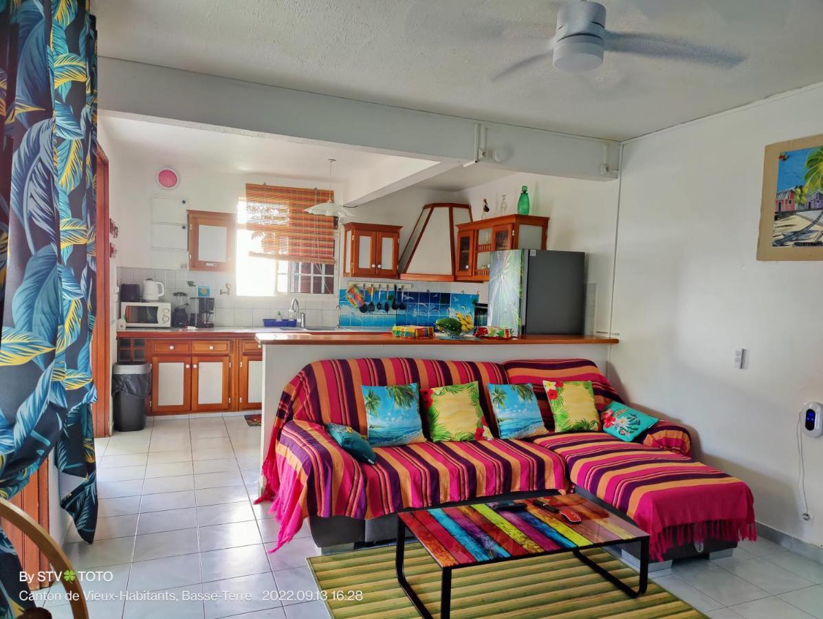 Appartement Luketo à Vieux-Habitants Extérieur photo